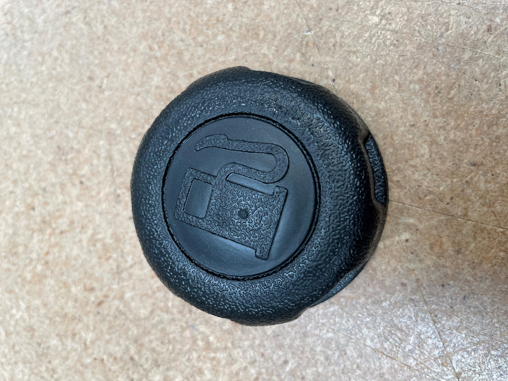 57774 / 10093 FUEL CAP (79000262)
